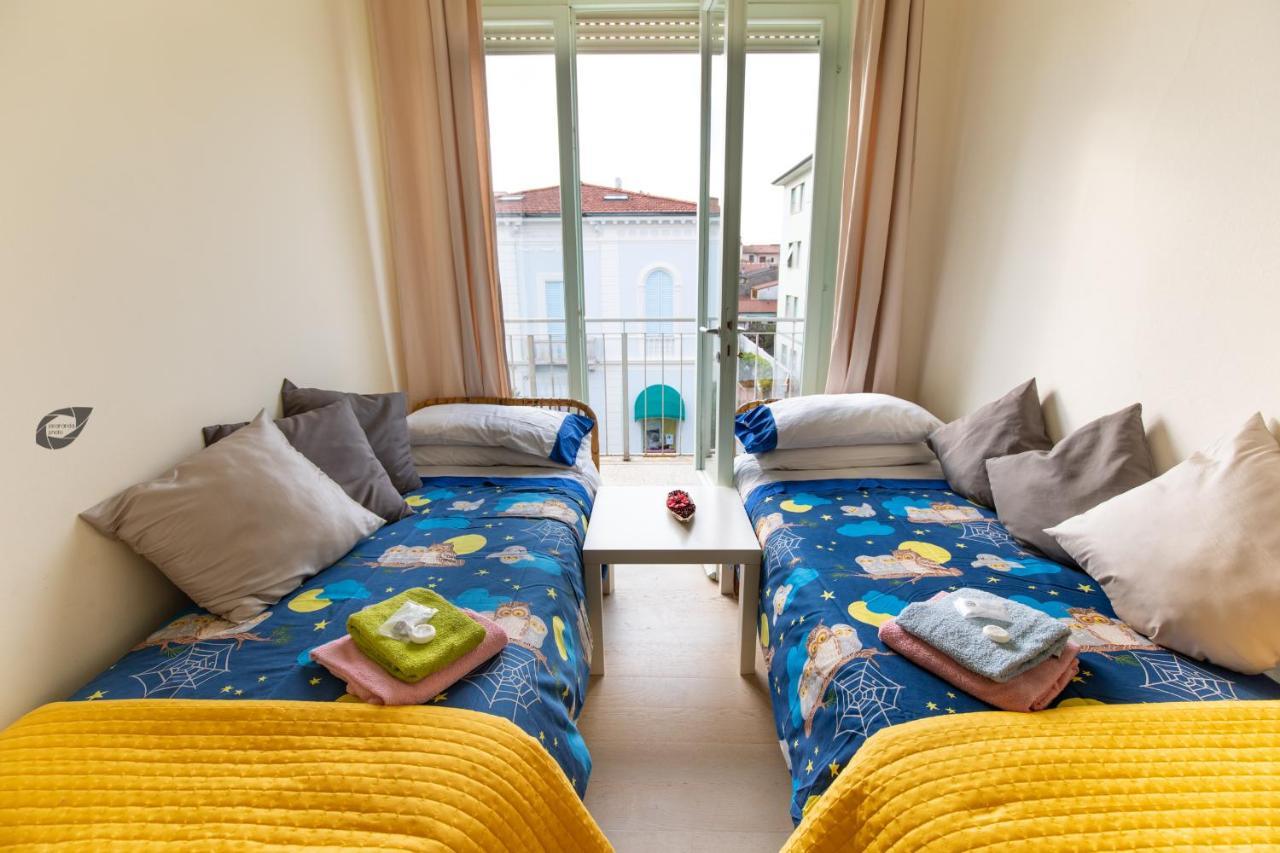 Ferienwohnung Foscolo Viareggio Exterior foto